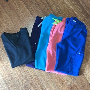 FIGS BUNDLE 4 pants 1 top S $140.